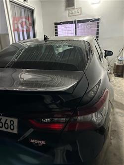 تۆیۆتا کامری